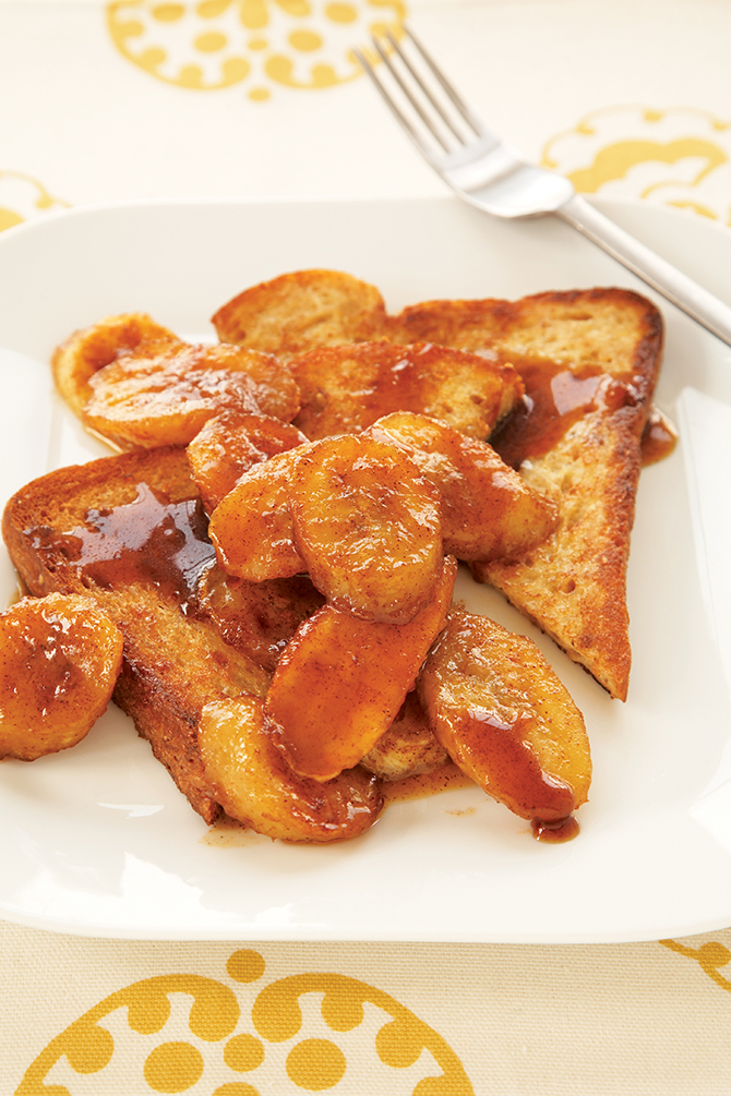 French Toast with Sauteed Bananas